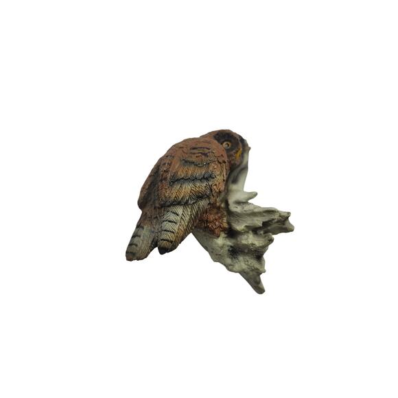 Vintage 3-D Realistic Owl Magnet Rubber Hand-Painted Bird of Prey Fridge Decor - Picture 6 of 8
